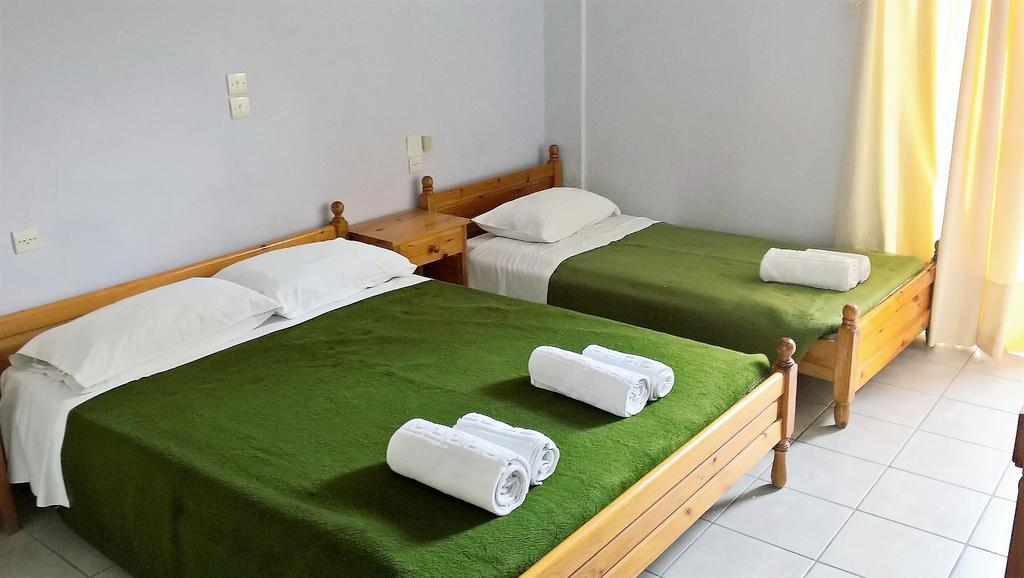 Hotel Galaxias Agioi Pandes 외부 사진
